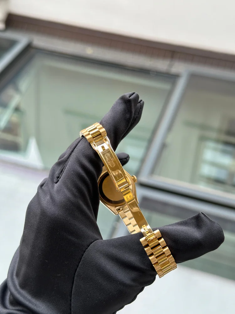 Rolex Lady-Datejust Box and Papers 2015 179178